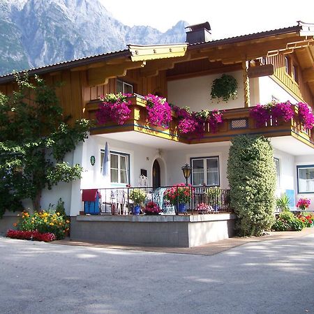 Gästehaus Huber Leogang Exterior foto